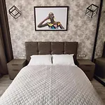 Sea Symphony Luxury Inn *