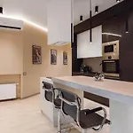 Sea Symphony Luxury Πανδοχείο *