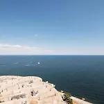 Sea Symphony Luxury *