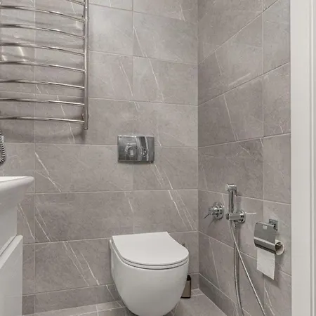 Sea Symphony Luxury Kro *